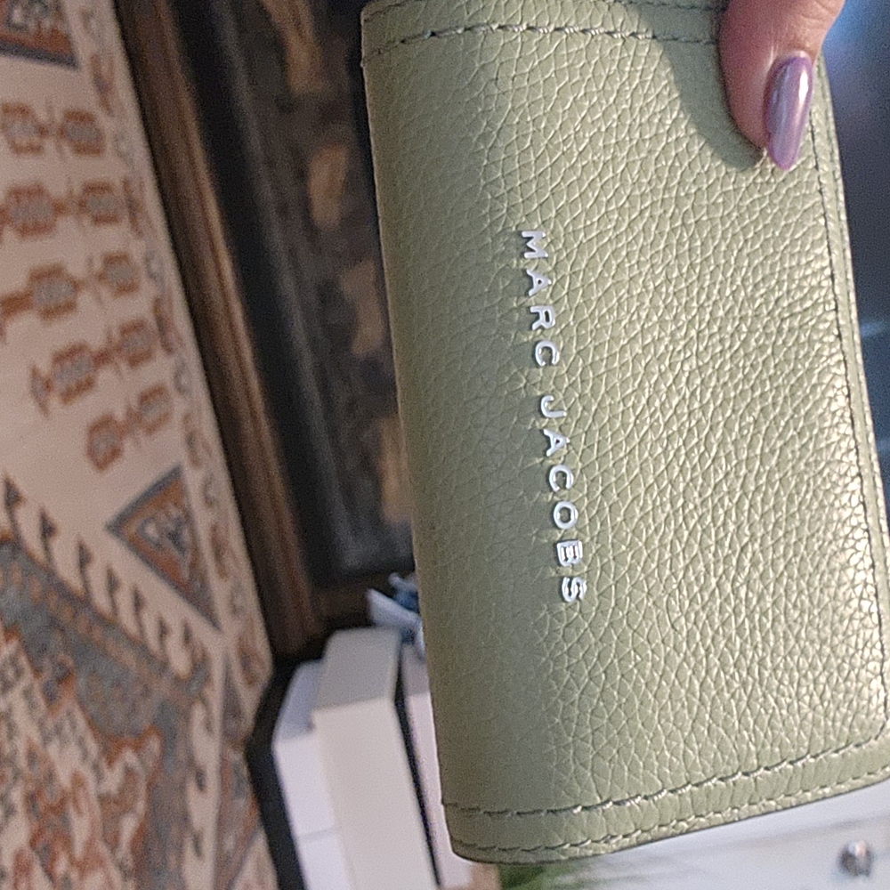 Marc Jacobs Mint Leather Wallet